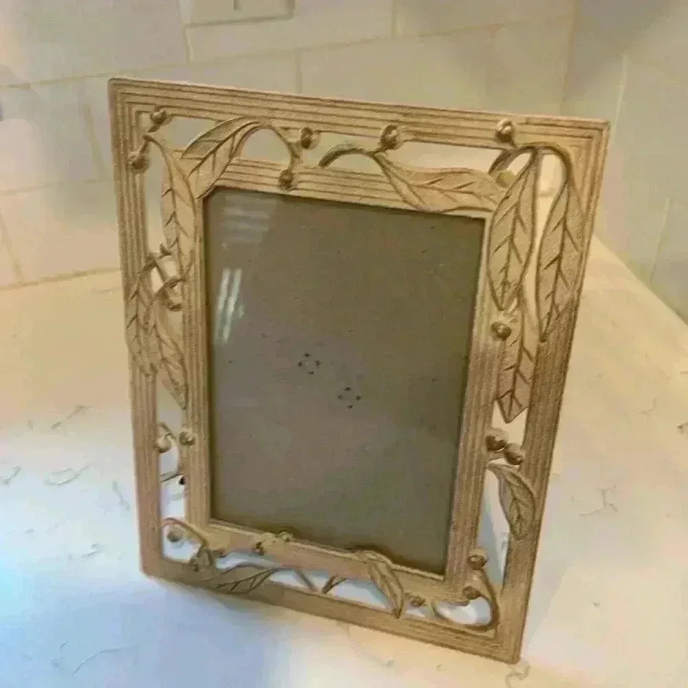 Antique Style Vintage Picture Frame Cream - Picture 3 of 12